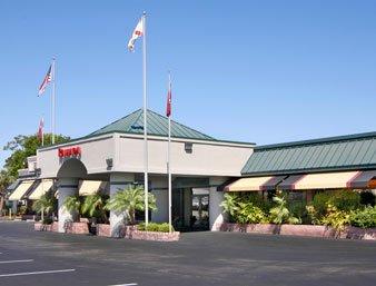 Ramada Speedway Daytona Hotell Daytona Beach Exteriör bild
