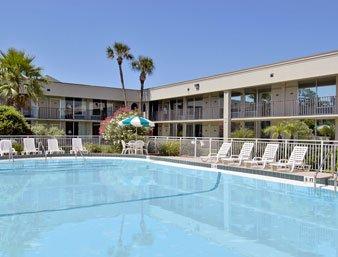 Ramada Speedway Daytona Hotell Daytona Beach Exteriör bild
