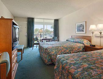Ramada Speedway Daytona Hotell Daytona Beach Exteriör bild